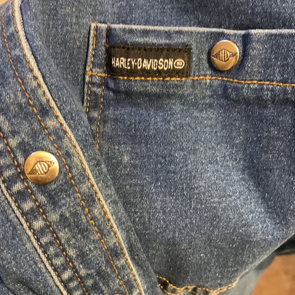 Harley Davidson Denim Top size Medium - Picture 7 of 7